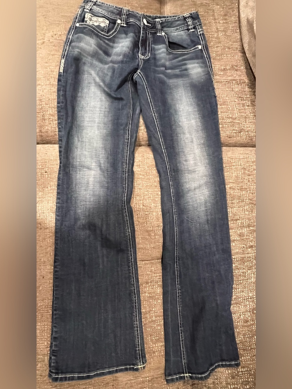 Women's Boot Cut Jeans in Faded Blue Wash R16